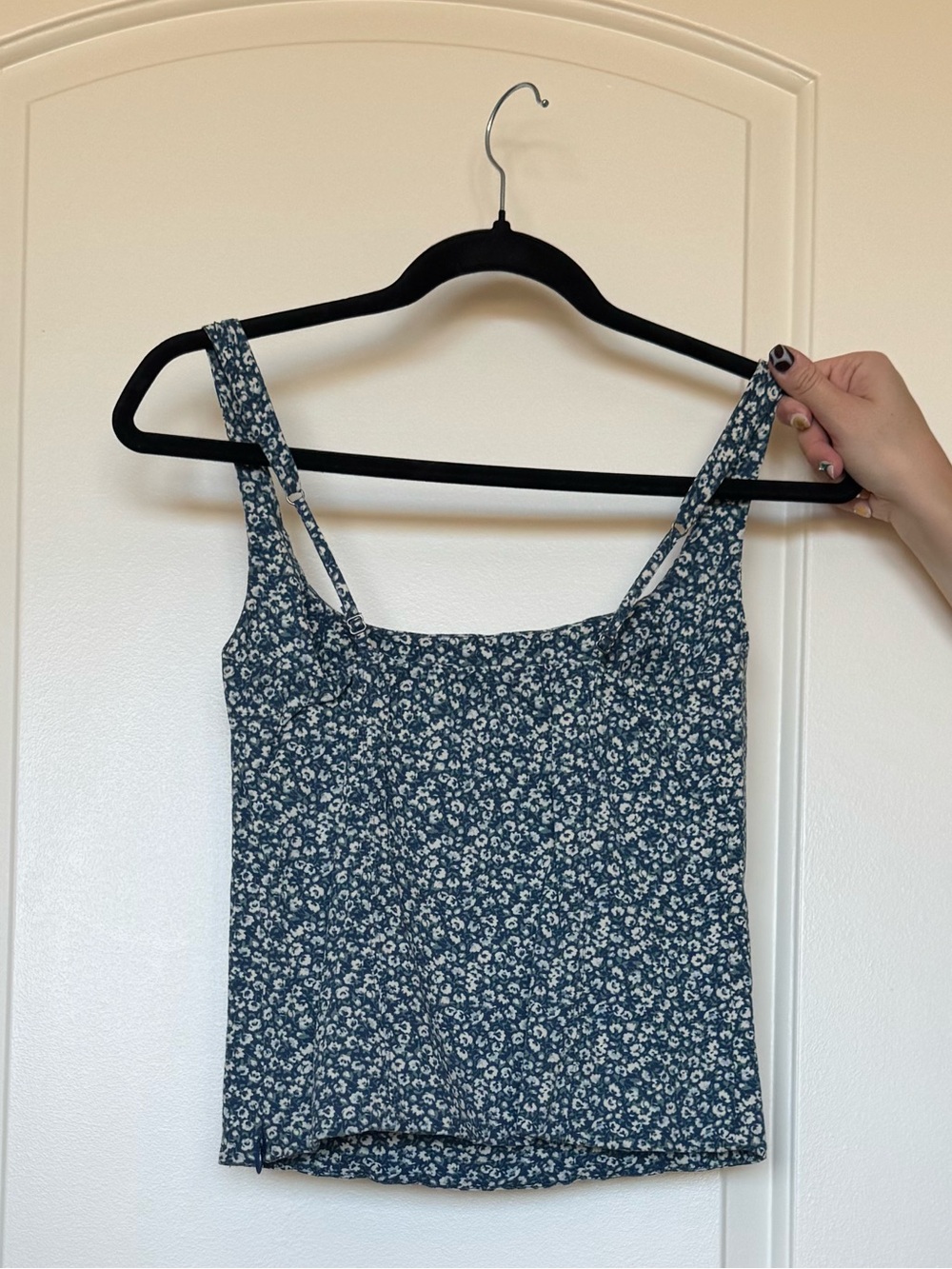 American Eagle Outfitters Blue Floral Square-Neck Tank - Picture 2 of 2